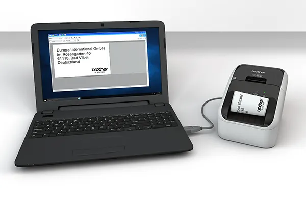 ql-800_with_laptop_horizon_label